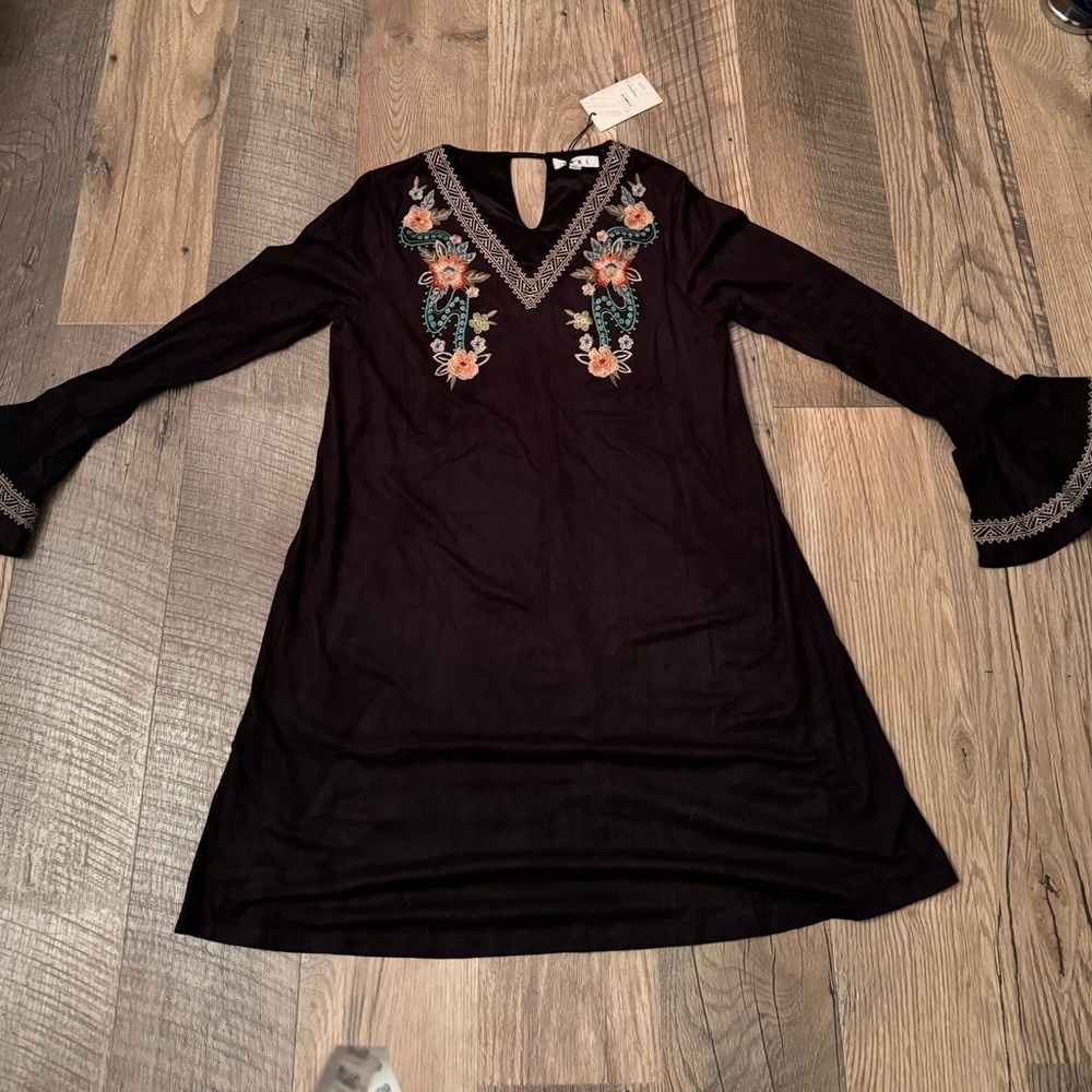 THML Long Sleeve Embroidered faux suede Dress sz Medium boho A00130